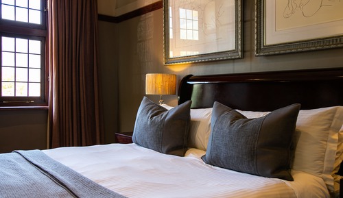Manor Mountain Room