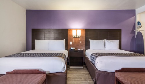 Standard Room, 2 Queen Beds, Non Smoking