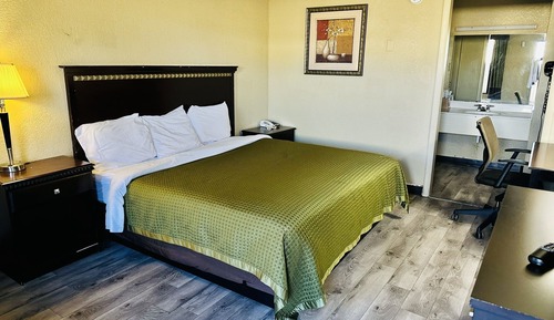 King Bed Non-smoking