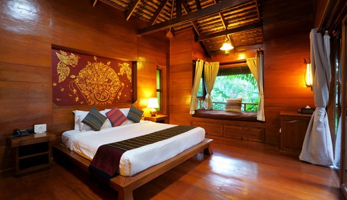 Suite Waterfall Pool Villa