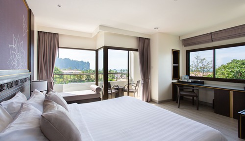 Deluxe Sea View Room