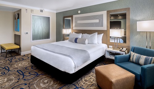 Standard Room, 1 King Bed