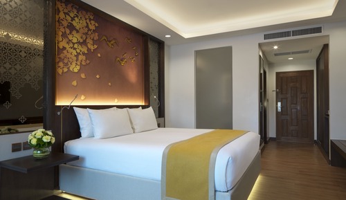 Signature Club Room