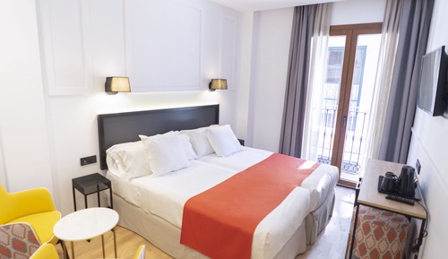 Superior Double or Twin Room (Elegance Gomerez View)