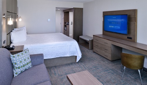 Side Ocean View 1 King Bed