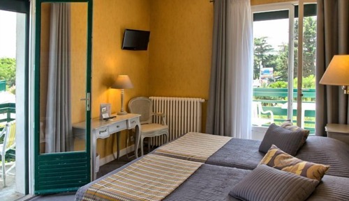 Comfort Twin Room