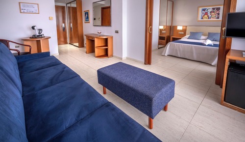 Suite, Balcony (3 adults and 1 child)