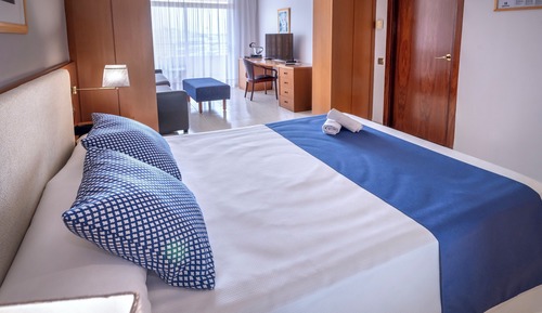 Junior Suite, Balcony (4 Adults)