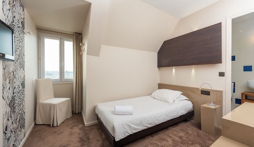Single Room, Harbor View