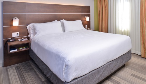 Standard Room, 1 King Bed
