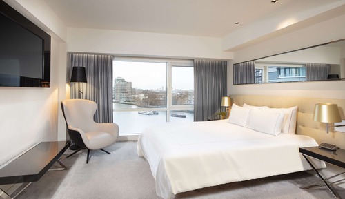 Suite, 1 Bedroom, Balcony, River View (Kitchenette)