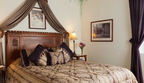 Suite, Private Bathroom (Hansen/Larson Suite)
