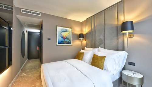 Classic Single Room