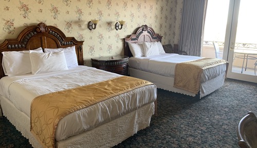 Standard Room, Ensuite, Vineyard View (Double Queen Vineyard Vie)