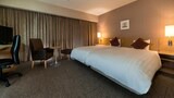 Hollywood Twin Room, Smoking