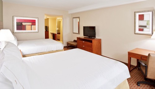 Suite, Multiple Beds