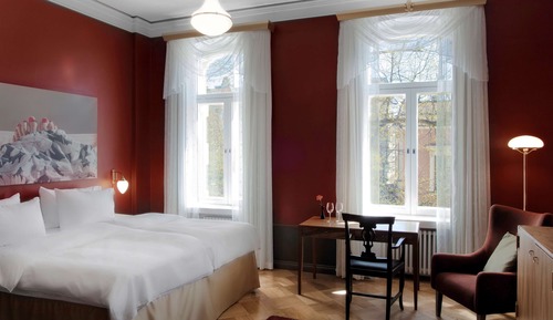 Room (Guest)