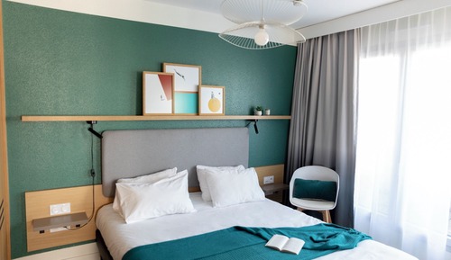 Studio, Multiple Beds
