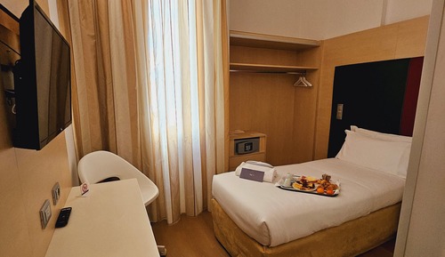 Classic Double or Twin Room