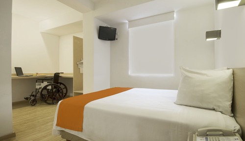 Standard Room, 1 Queen Bed