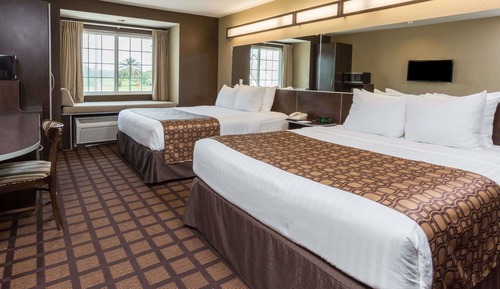 Room, 2 Queen Beds, Non Smoking