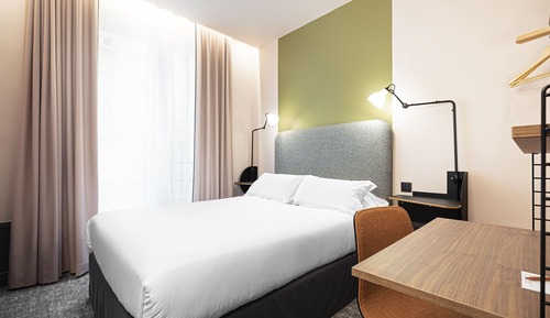 Double Room Act 3
