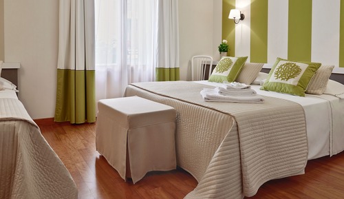 Standard Triple Room, Balcony
