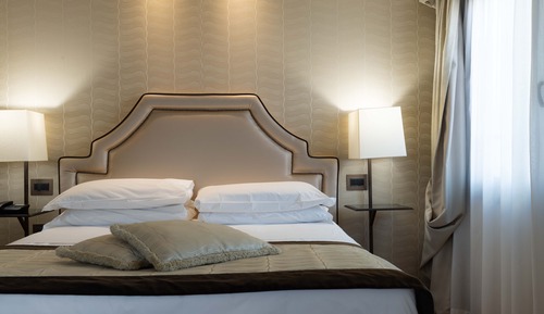 Double Room (Charming - Internal View)