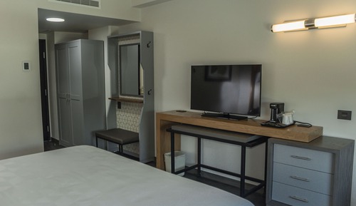 Standard Room, 1 King Bed