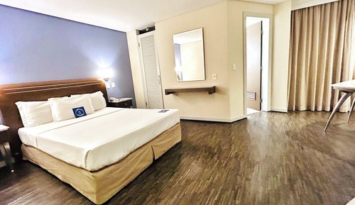 Executive Suite, 1 Queen Bed