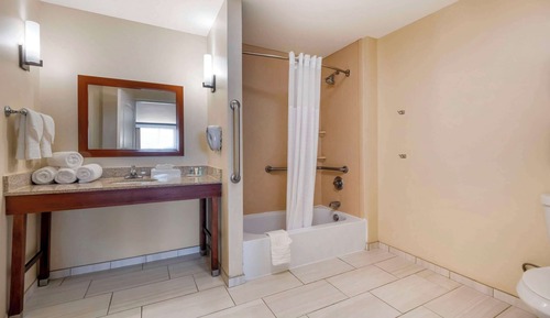 Suite, Multiple Beds, Accessible, Non Smoking
