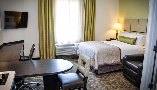 Studio Suite, 1 Queen Bed