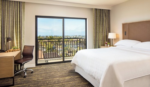 Deluxe Suite, Multiple Beds, Non Smoking