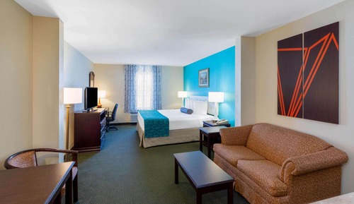 Suite, 1 King Bed