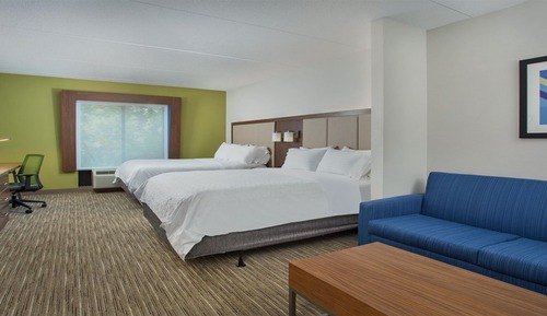 Suite, 2 Queen Beds, Accessible (Accessible Tub)