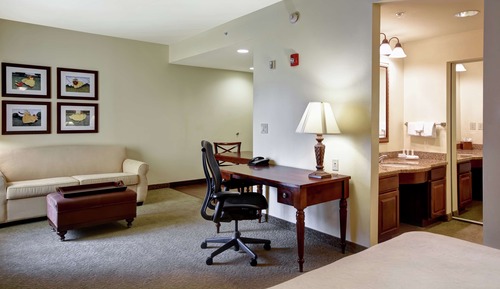 Studio Suite, 1 King Bed with Sofa bed, Non Smoking