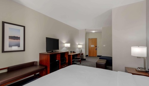 Suite, 1 King Bed, Accessible, Non Smoking