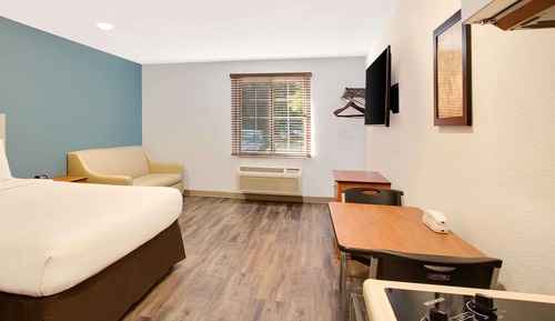 Standard Room, 1 Double Bed, Accessible, Non Smoking