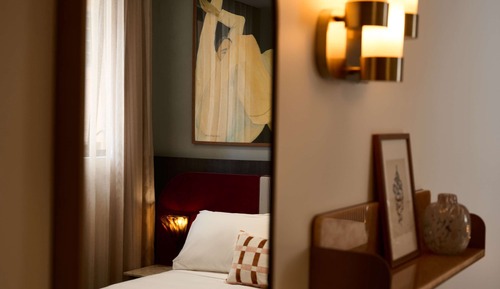 Standard Room, 1 Queen Bed