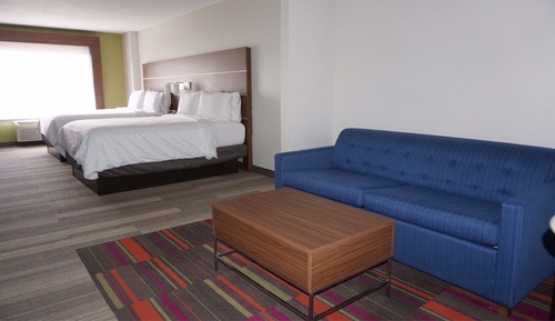 Suite, Multiple Beds
