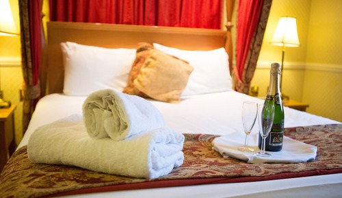 Comfort Room, 1 King Bed, Non Smoking
