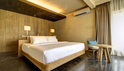 One Bedroom Suite