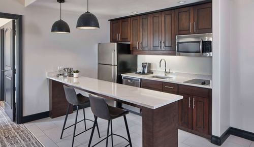 Suite, 2 Bedrooms, Balcony