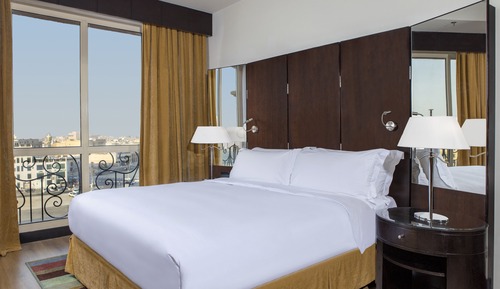 Standard Room, 1 King Bed