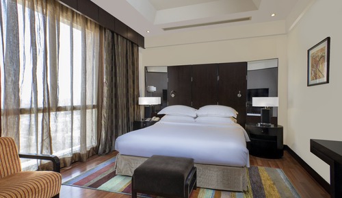 Junior Suite, 1 King Bed, Smoking