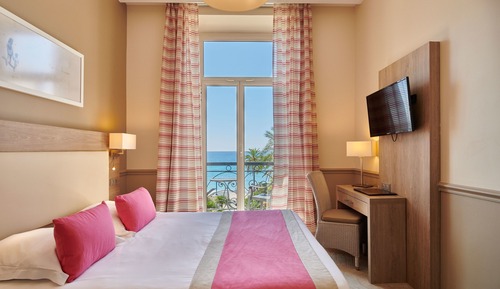 Comfort Room, Balcony, Sea View