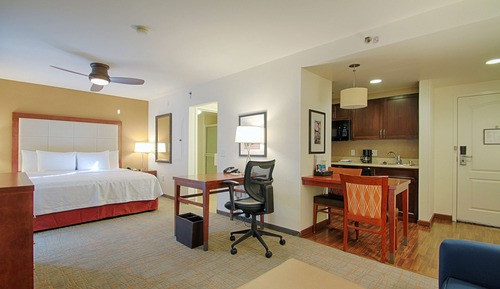 Studio Suite, 1 King Bed, Non Smoking