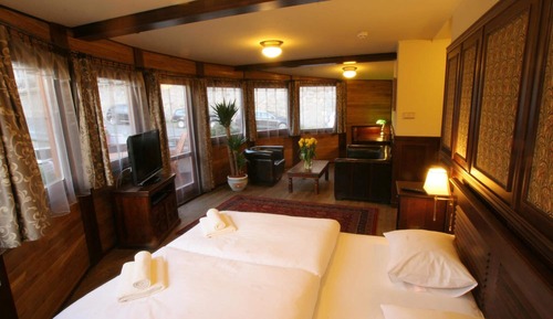 Deluxe Suite, Terrace