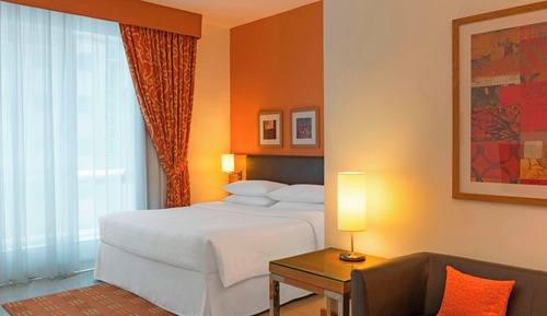 Studio, 1 King Bed, Non Smoking - Complimentary Shuttle Service to Dubai Mall and Kite Beach