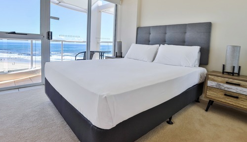 1 Bedroom Ocean View Apartment